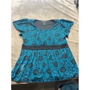 Lane Bryant Woman's Top Size 18/20 Blue Black Floral Print‎ Cap Sleeve Empire